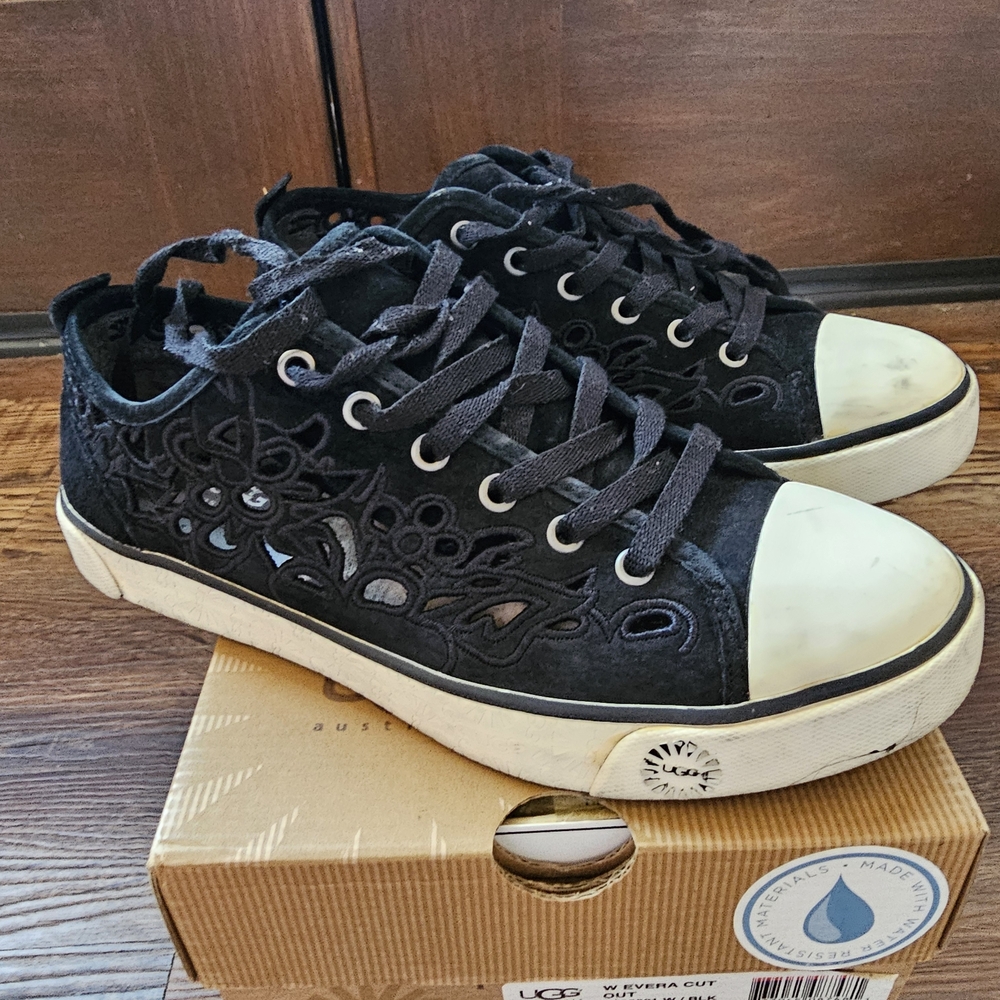 UGG Black Lace Women's Sneakers